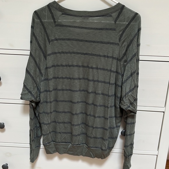 Splendid dolman long sleeve tee - Picture 2 of 8